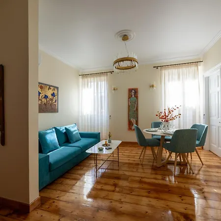 Casa Dell'arte Corfu, Next To St Spiridon Church *