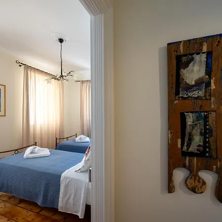Casa Dell'arte Corfu, Next To St Spiridon Church
